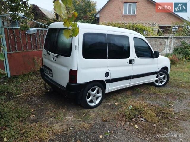 Білий Пежо Partner, об'ємом двигуна 1.36 л та пробігом 399 тис. км за 3300 $, фото 5 на Automoto.ua