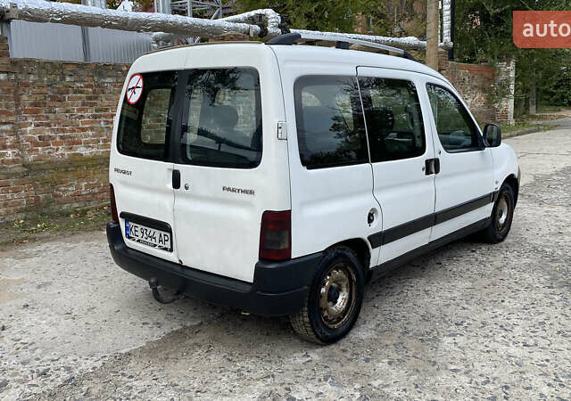 Білий Пежо Partner, об'ємом двигуна 1.6 л та пробігом 170 тис. км за 3200 $, фото 4 на Automoto.ua