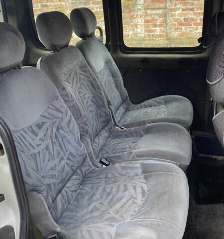 Білий Пежо Partner, об'ємом двигуна 1.6 л та пробігом 170 тис. км за 3200 $, фото 8 на Automoto.ua