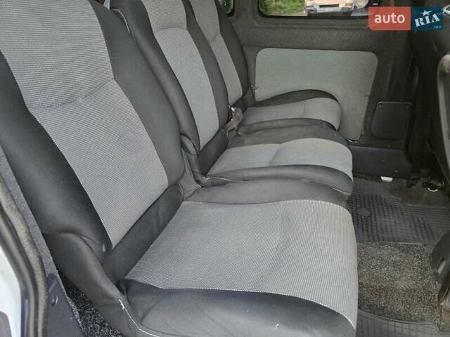 Білий Пежо Partner, об'ємом двигуна 1.6 л та пробігом 240 тис. км за 4699 $, фото 51 на Automoto.ua