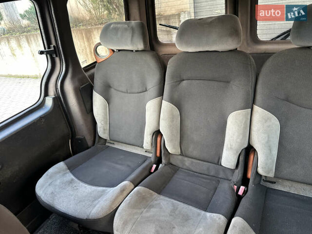 Білий Пежо Partner, об'ємом двигуна 1.56 л та пробігом 300 тис. км за 2900 $, фото 25 на Automoto.ua