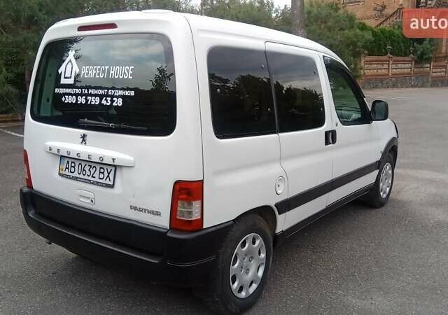 Белый Пежо Partner, объемом двигателя 1.4 л и пробегом 245 тыс. км за 4900 $, фото 7 на Automoto.ua