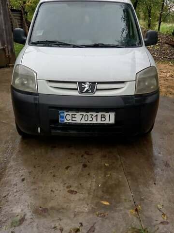 Белый Пежо Partner, объемом двигателя 1.56 л и пробегом 256 тыс. км за 3500 $, фото 8 на Automoto.ua