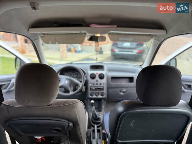 Білий Пежо Partner, об'ємом двигуна 1.6 л та пробігом 442 тис. км за 4750 $, фото 25 на Automoto.ua