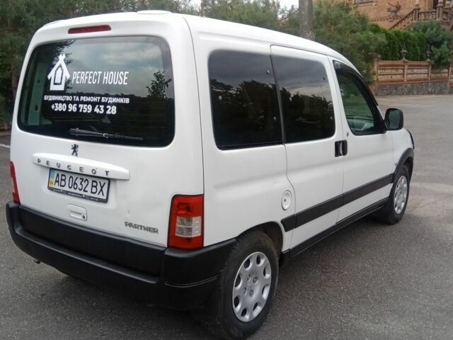 Белый Пежо Partner, объемом двигателя 1.4 л и пробегом 245 тыс. км за 4300 $, фото 7 на Automoto.ua
