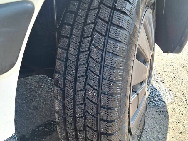 Белый Пежо Partner, объемом двигателя 1.6 л и пробегом 406 тыс. км за 3499 $, фото 10 на Automoto.ua