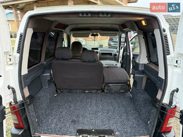 Білий Пежо Partner, об'ємом двигуна 1.6 л та пробігом 442 тис. км за 4750 $, фото 19 на Automoto.ua