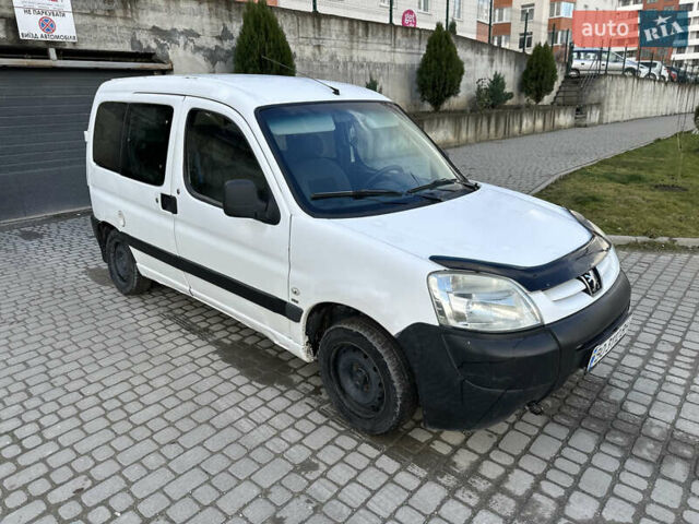 Білий Пежо Partner, об'ємом двигуна 1.56 л та пробігом 300 тис. км за 2900 $, фото 7 на Automoto.ua