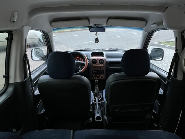 Білий Пежо Partner, об'ємом двигуна 1.9 л та пробігом 213 тис. км за 4100 $, фото 21 на Automoto.ua