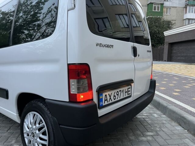 Білий Пежо Partner, об'ємом двигуна 1.9 л та пробігом 213 тис. км за 4100 $, фото 8 на Automoto.ua