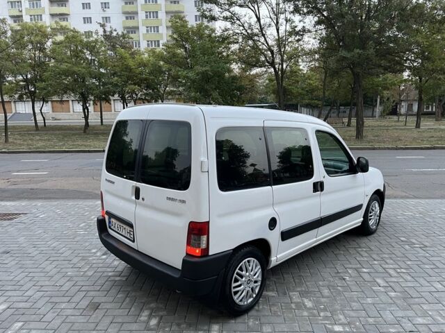 Білий Пежо Partner, об'ємом двигуна 1.9 л та пробігом 213 тис. км за 4100 $, фото 5 на Automoto.ua