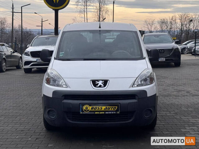 Білий Пежо Partner, об'ємом двигуна 1.6 л та пробігом 422 тис. км за 7000 $, фото 1 на Automoto.ua