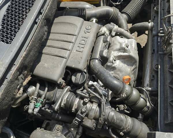 Белый Пежо Partner, объемом двигателя 1.56 л и пробегом 498 тыс. км за 5800 $, фото 32 на Automoto.ua