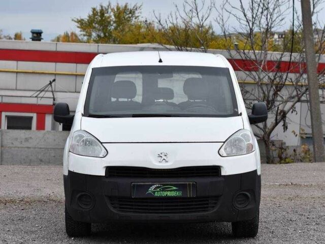 Білий Пежо Partner, об'ємом двигуна 1.6 л та пробігом 180 тис. км за 5350 $, фото 5 на Automoto.ua