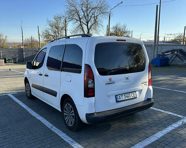 Белый Пежо Partner, объемом двигателя 1.6 л и пробегом 202 тыс. км за 8499 $, фото 4 на Automoto.ua
