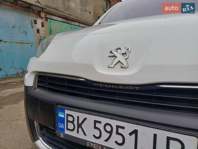Белый Пежо Partner, объемом двигателя 1.56 л и пробегом 70 тыс. км за 7900 $, фото 9 на Automoto.ua