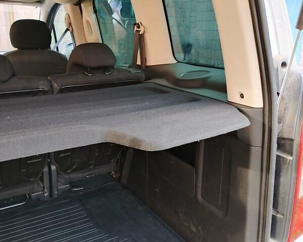 Белый Пежо Partner, объемом двигателя 1.56 л и пробегом 257 тыс. км за 8700 $, фото 30 на Automoto.ua