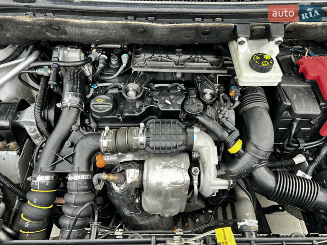 Белый Пежо Partner, объемом двигателя 1.56 л и пробегом 200 тыс. км за 8999 $, фото 23 на Automoto.ua