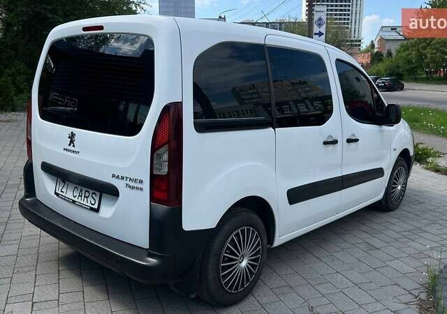 Білий Пежо Partner, об'ємом двигуна 1.6 л та пробігом 212 тис. км за 9999 $, фото 6 на Automoto.ua