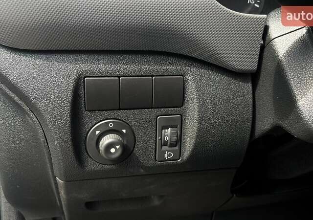 Білий Пежо Partner, об'ємом двигуна 1.6 л та пробігом 212 тис. км за 9999 $, фото 15 на Automoto.ua