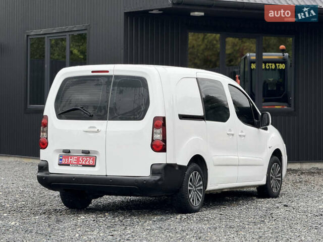 Белый Пежо Partner, объемом двигателя 0 л и пробегом 112 тыс. км за 9450 $, фото 11 на Automoto.ua