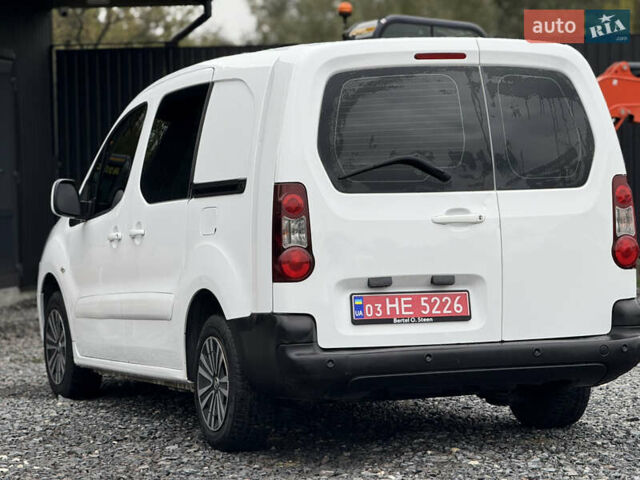 Белый Пежо Partner, объемом двигателя 0 л и пробегом 112 тыс. км за 9450 $, фото 13 на Automoto.ua