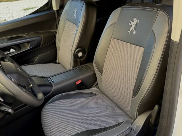 Білий Пежо Partner, об'ємом двигуна 1.5 л та пробігом 72 тис. км за 24500 $, фото 3 на Automoto.ua