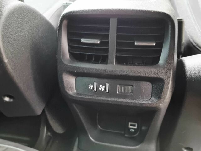 Білий Пежо Partner, об'ємом двигуна 1.6 л та пробігом 170 тис. км за 15900 $, фото 10 на Automoto.ua