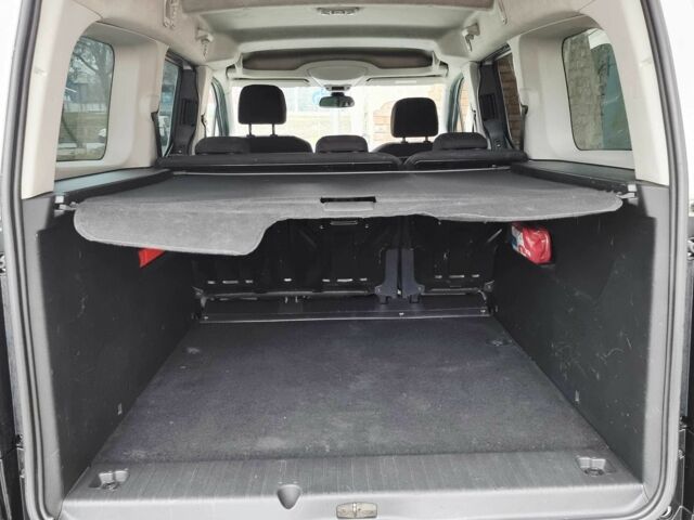 Белый Пежо Partner, объемом двигателя 1.6 л и пробегом 170 тыс. км за 16000 $, фото 6 на Automoto.ua