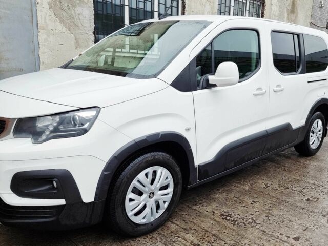 Білий Пежо Partner, об'ємом двигуна 1.6 л та пробігом 170 тис. км за 15900 $, фото 15 на Automoto.ua