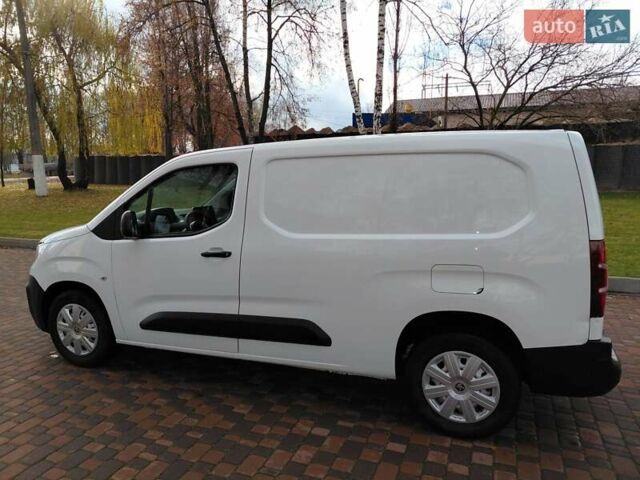 Білий Пежо Partner, об'ємом двигуна 1.6 л та пробігом 178 тис. км за 13950 $, фото 8 на Automoto.ua