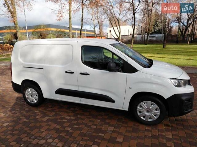 Білий Пежо Partner, об'ємом двигуна 1.6 л та пробігом 178 тис. км за 13950 $, фото 7 на Automoto.ua