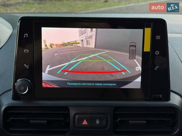 Белый Пежо Partner, объемом двигателя 0 л и пробегом 1 тыс. км за 23256 $, фото 32 на Automoto.ua