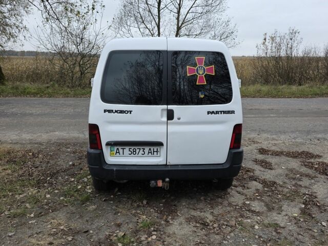 Белый Пежо Partner, объемом двигателя 1.9 л и пробегом 430 тыс. км за 1700 $, фото 5 на Automoto.ua