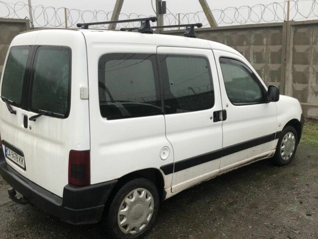 Білий Пежо Partner, об'ємом двигуна 1.9 л та пробігом 280 тис. км за 3300 $, фото 2 на Automoto.ua