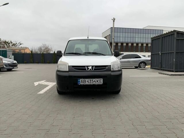 Білий Пежо Partner, об'ємом двигуна 1.9 л та пробігом 320 тис. км за 3300 $, фото 6 на Automoto.ua