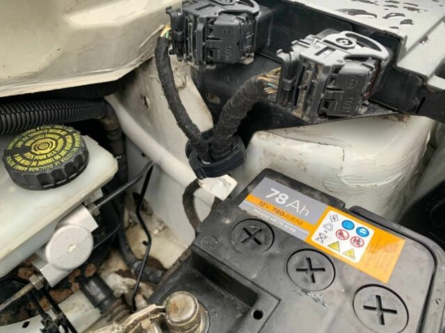 Білий Пежо Partner, об'ємом двигуна 1.9 л та пробігом 320 тис. км за 3300 $, фото 15 на Automoto.ua