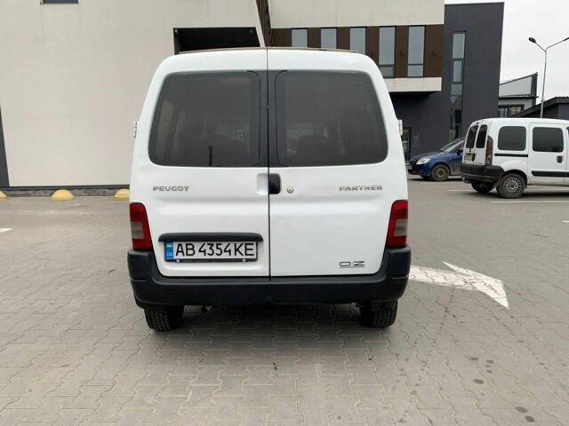 Білий Пежо Partner, об'ємом двигуна 1.9 л та пробігом 320 тис. км за 3300 $, фото 4 на Automoto.ua