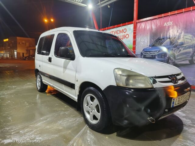 Белый Пежо Partner, объемом двигателя 1.9 л и пробегом 400 тыс. км за 2200 $, фото 12 на Automoto.ua