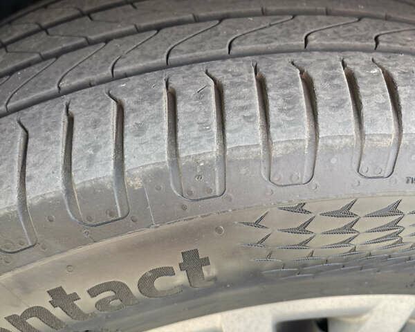 Бежевый Пежо Partner, объемом двигателя 1.6 л и пробегом 250 тыс. км за 9200 $, фото 24 на Automoto.ua