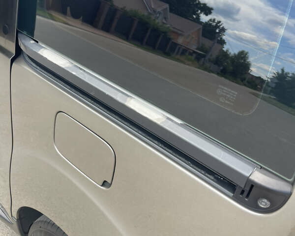 Бежевый Пежо Partner, объемом двигателя 1.6 л и пробегом 250 тыс. км за 9200 $, фото 17 на Automoto.ua