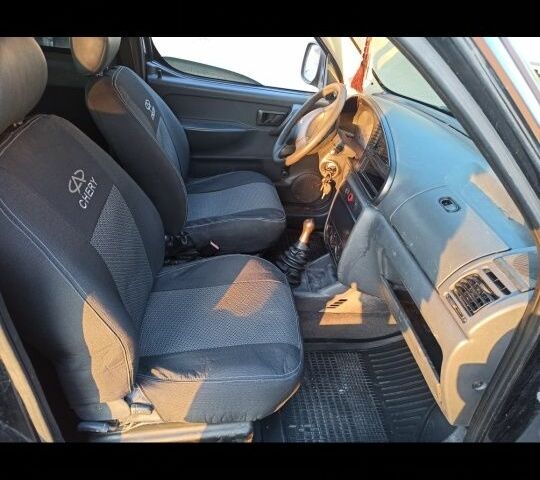 Чорний Пежо Partner, об'ємом двигуна 1.9 л та пробігом 409 тис. км за 1800 $, фото 4 на Automoto.ua