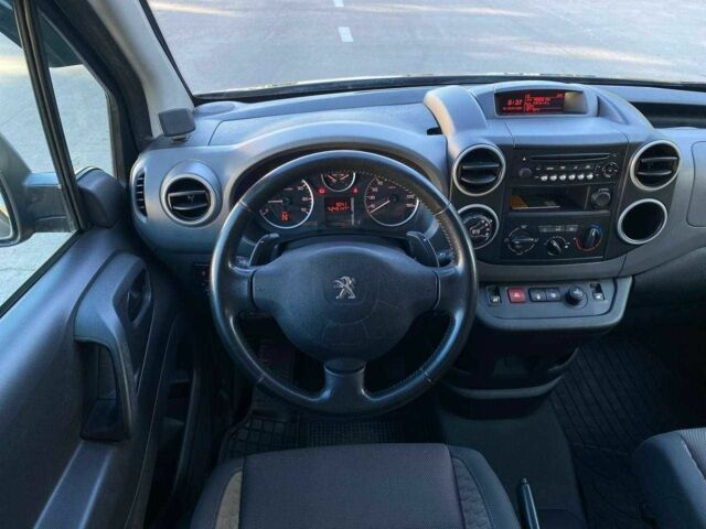 Чорний Пежо Partner, об'ємом двигуна 1.6 л та пробігом 249 тис. км за 8690 $, фото 15 на Automoto.ua
