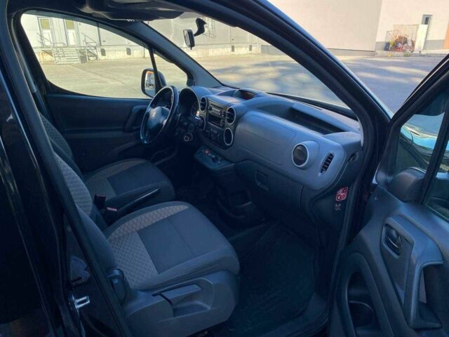 Чорний Пежо Partner, об'ємом двигуна 1.6 л та пробігом 249 тис. км за 8690 $, фото 10 на Automoto.ua