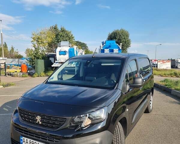Черный Пежо Partner, объемом двигателя 1.5 л и пробегом 18 тыс. км за 17700 $, фото 6 на Automoto.ua