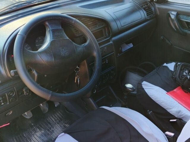 Красный Пежо Partner, объемом двигателя 1.9 л и пробегом 363 тыс. км за 1700 $, фото 3 на Automoto.ua