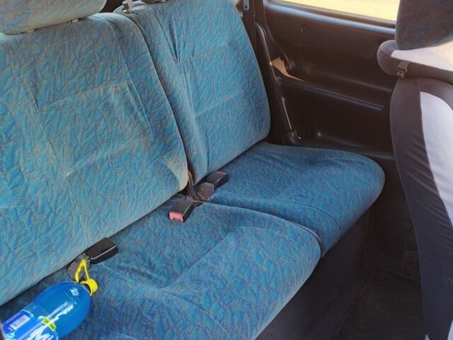 Красный Пежо Partner, объемом двигателя 1.9 л и пробегом 363 тыс. км за 1700 $, фото 4 на Automoto.ua