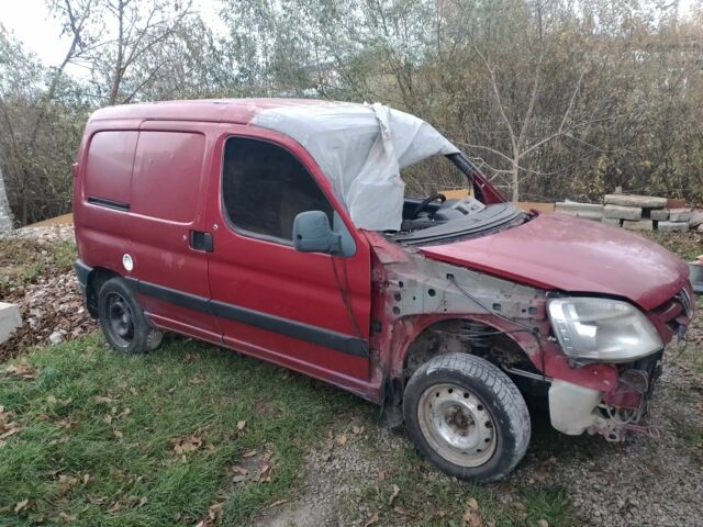 Червоний Пежо Partner, об'ємом двигуна 2 л та пробігом 490 тис. км за 1200 $, фото 3 на Automoto.ua