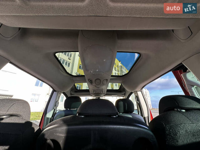 Красный Пежо Partner, объемом двигателя 1.56 л и пробегом 260 тыс. км за 8350 $, фото 13 на Automoto.ua