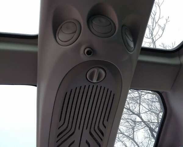 Красный Пежо Partner, объемом двигателя 1.6 л и пробегом 218 тыс. км за 7900 $, фото 10 на Automoto.ua